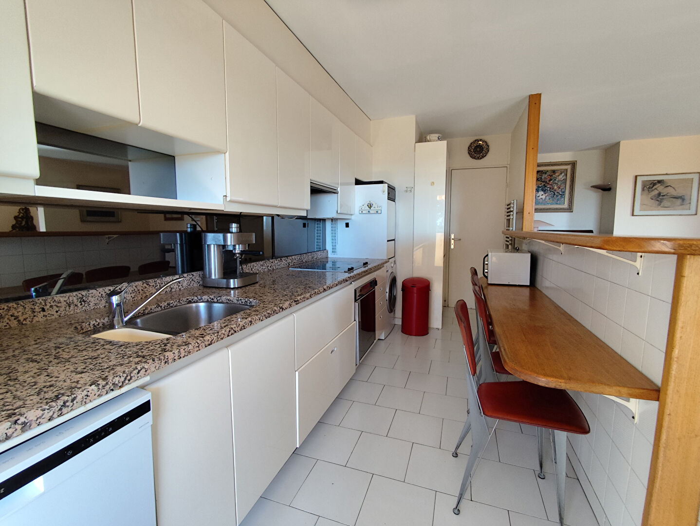 Photo Appartement Aix En Provence Quartier Brunet 5 pièce(s) 101 m2 , terrasse 17m², cave et box en sous sol image 3/6