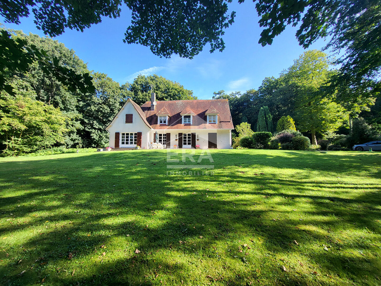 Photo Propriété de charme sur Campigneulles Les Grandes, 6 chambres, 310 m² image 1/6