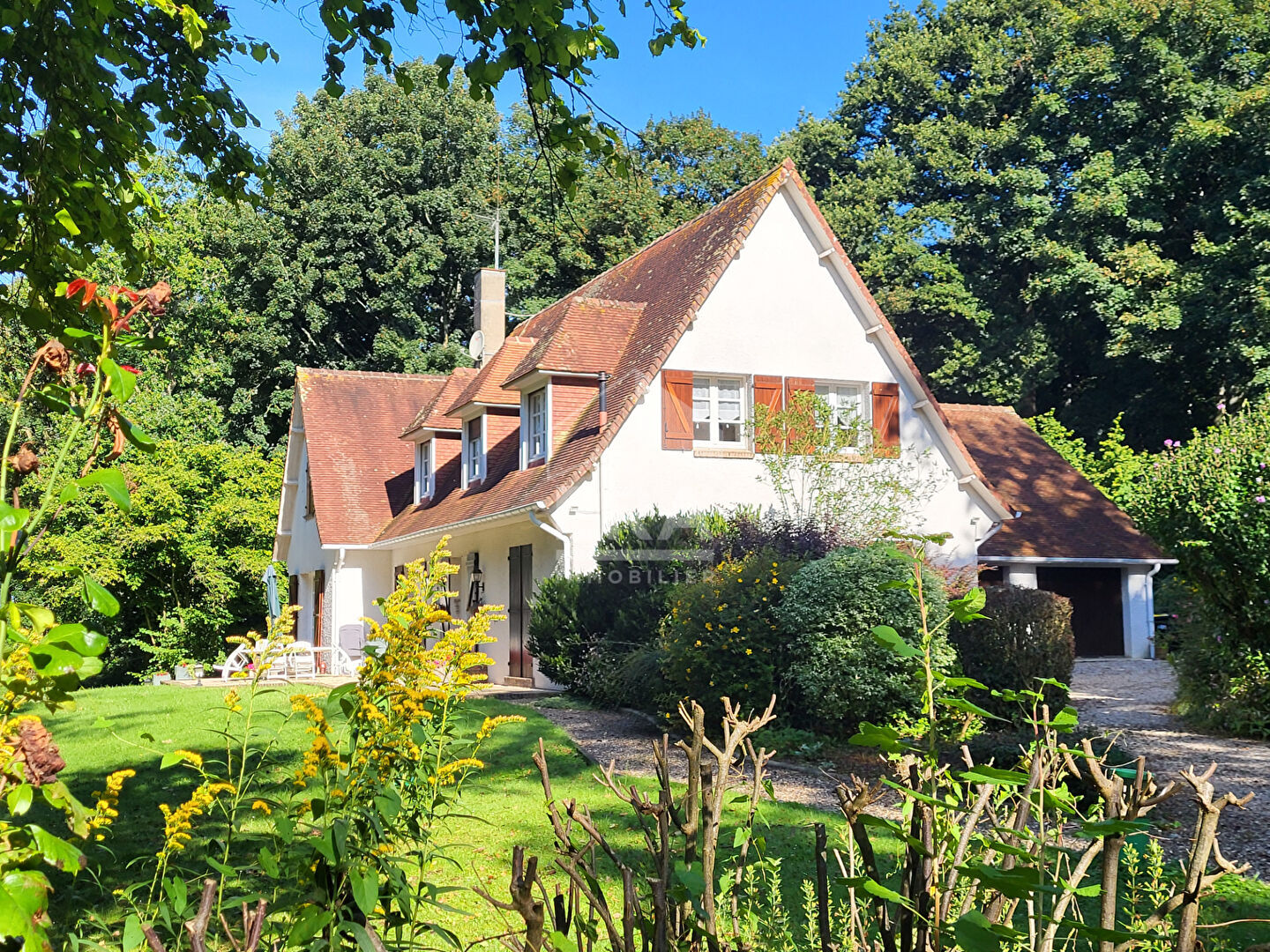 Photo Propriété de charme sur Campigneulles Les Grandes, 6 chambres, 310 m² image 2/6