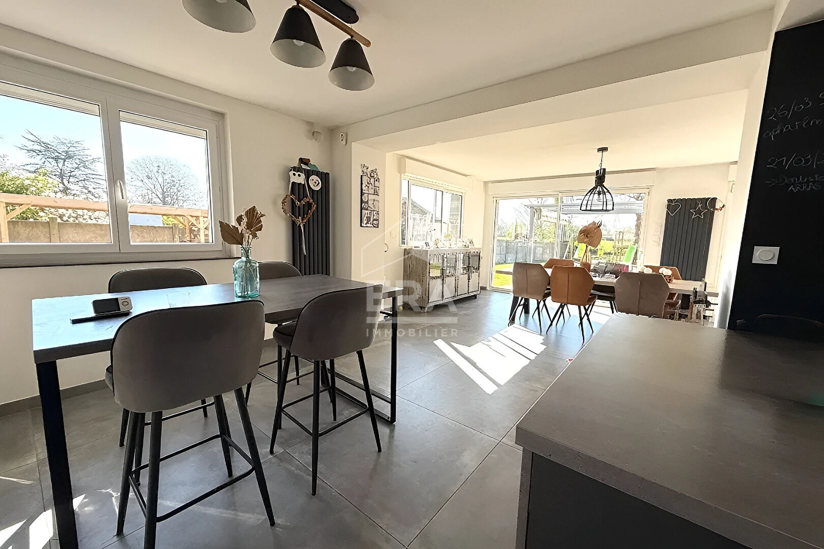 Maison entièrement rénovée entre Etaples et Montreuil  -  4 chambres  - Jardin - Garage