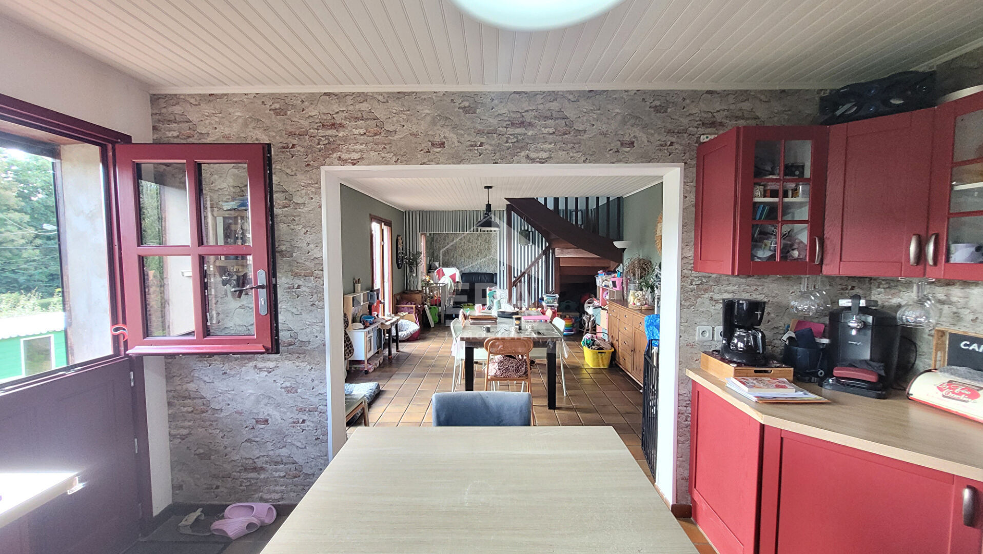 Photo Charmante longère rénovée avec vue dégagée et dépendance image 3/6