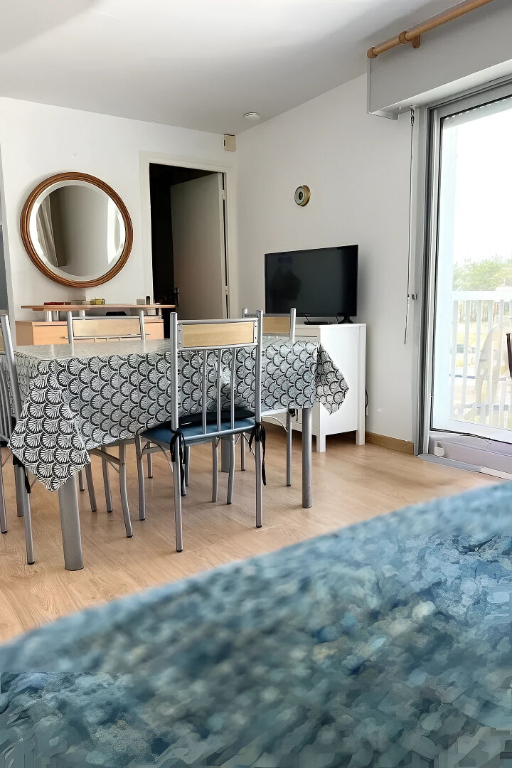 Photo Studio Cabine Sainte Cécile - Balcon - place de parking image 1/4