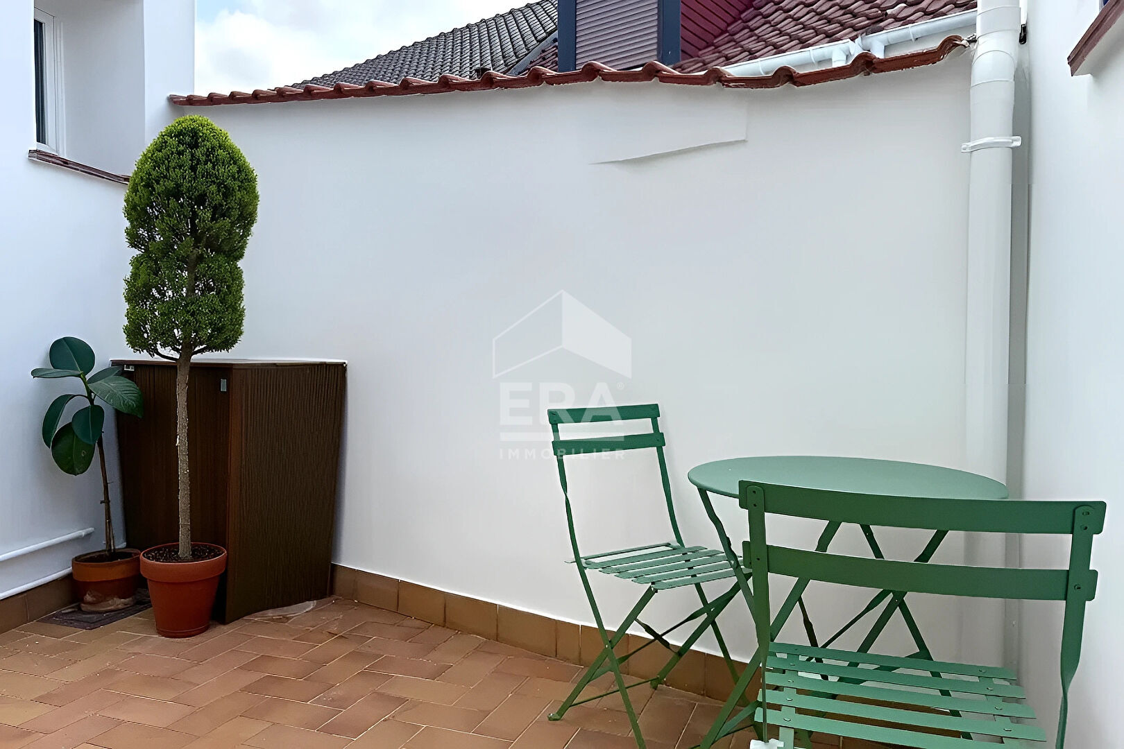 A vendre maison centre ville 3 chambres avec terrasse exterieur