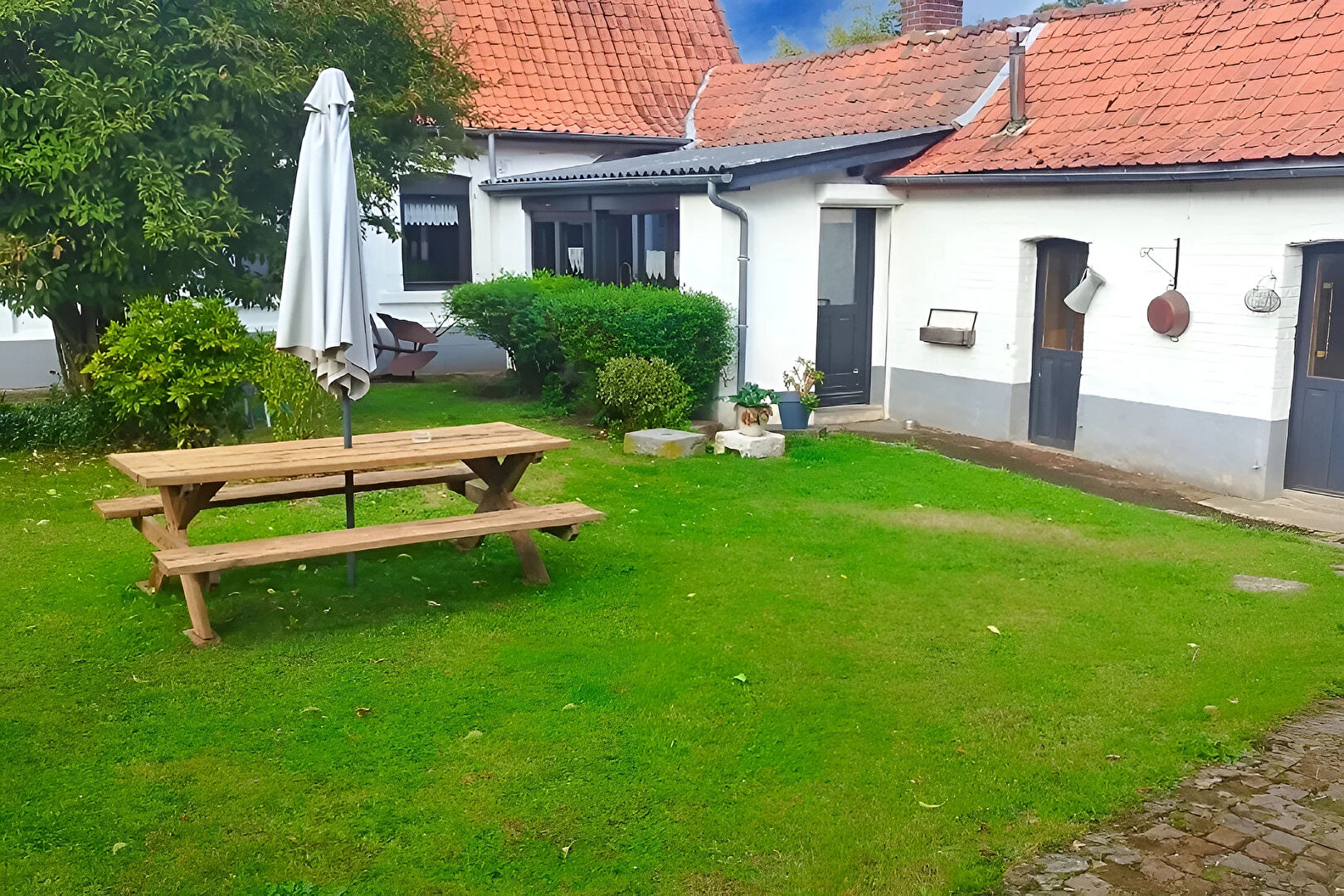 fermette de 273 m², rénové avec gîtes et chambre d'hôtes, Proche Hesdin