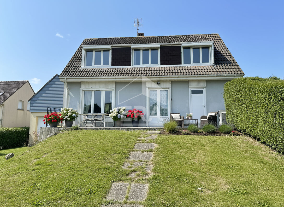 Maison à vendre à Étaples - 5 pièces, 4 chambres- jardin et Garage