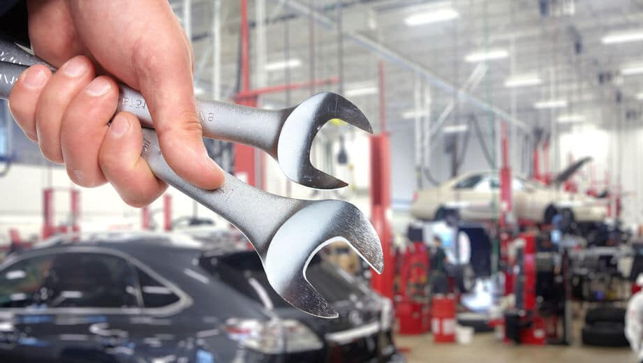 Photo Fonds de commerce (Parts sociales) Atelier / Réparation / Commerce / Garage Auto Moto Bateau image 2/3