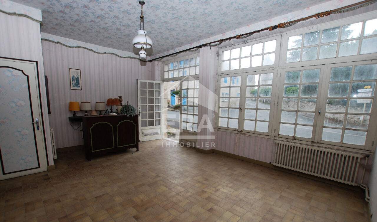 Photo A VENDRE A CRESSENSAC (46600) : Immeuble Cressensac 22 pièce(s) 407 m2 image 2/4