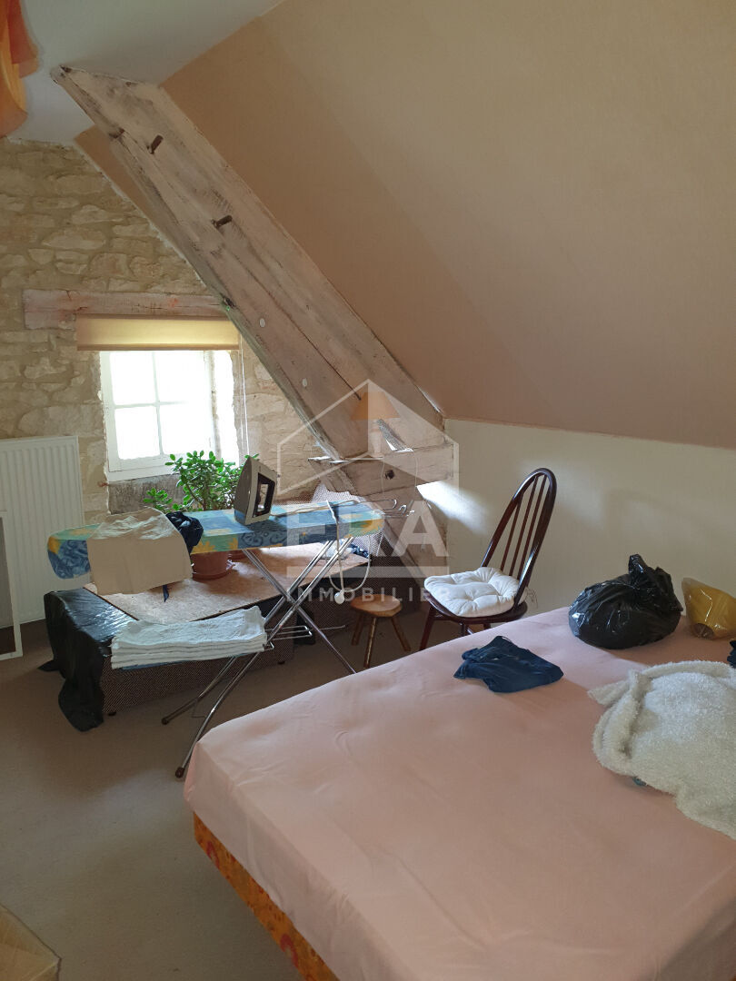 Photo Lacave -46200- Grange en pierre sur site exceptionnel de la vallée de la Dordogne image 4/6