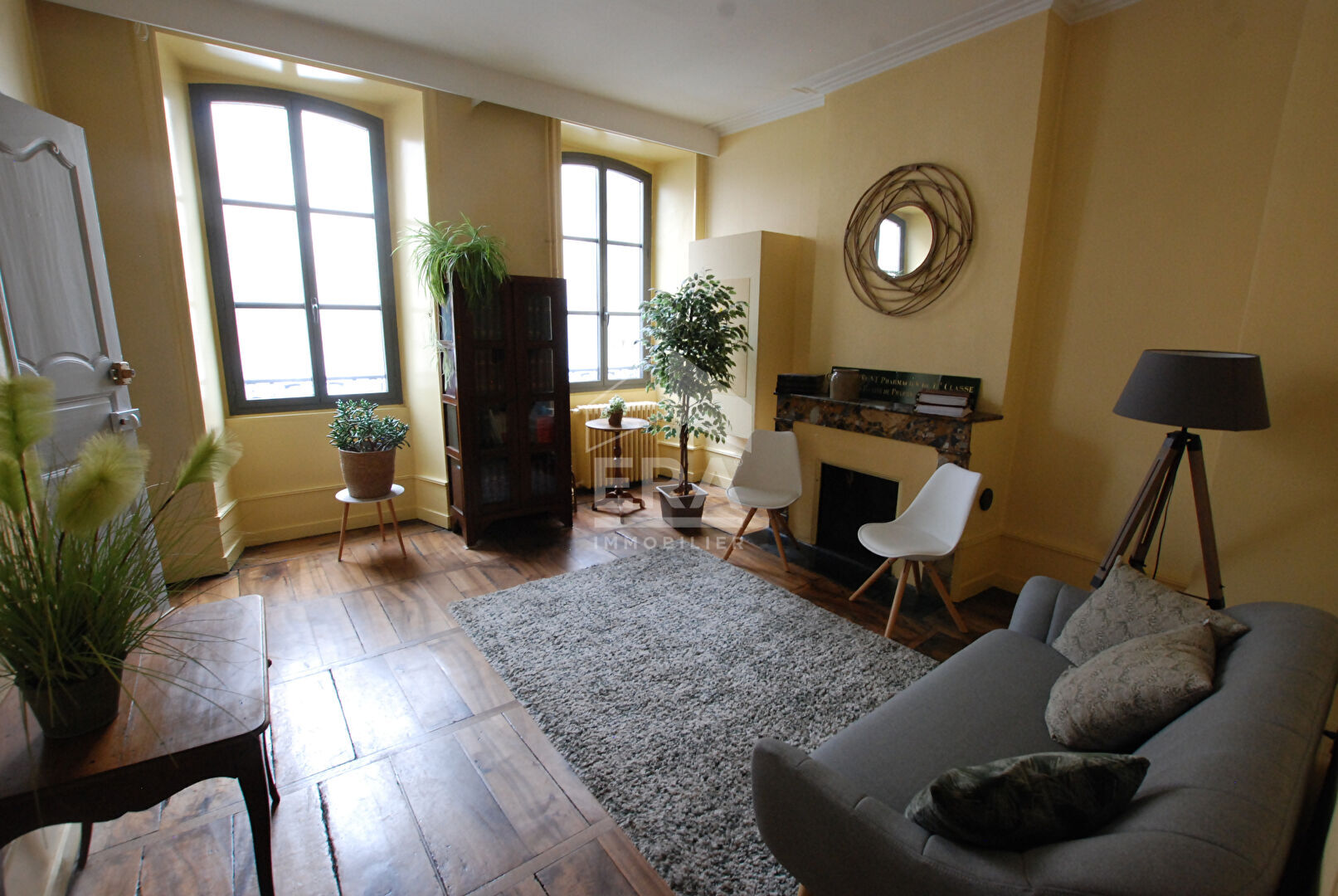 Photo Immeuble en pierre - Centre Souillac 46200 image 2/6