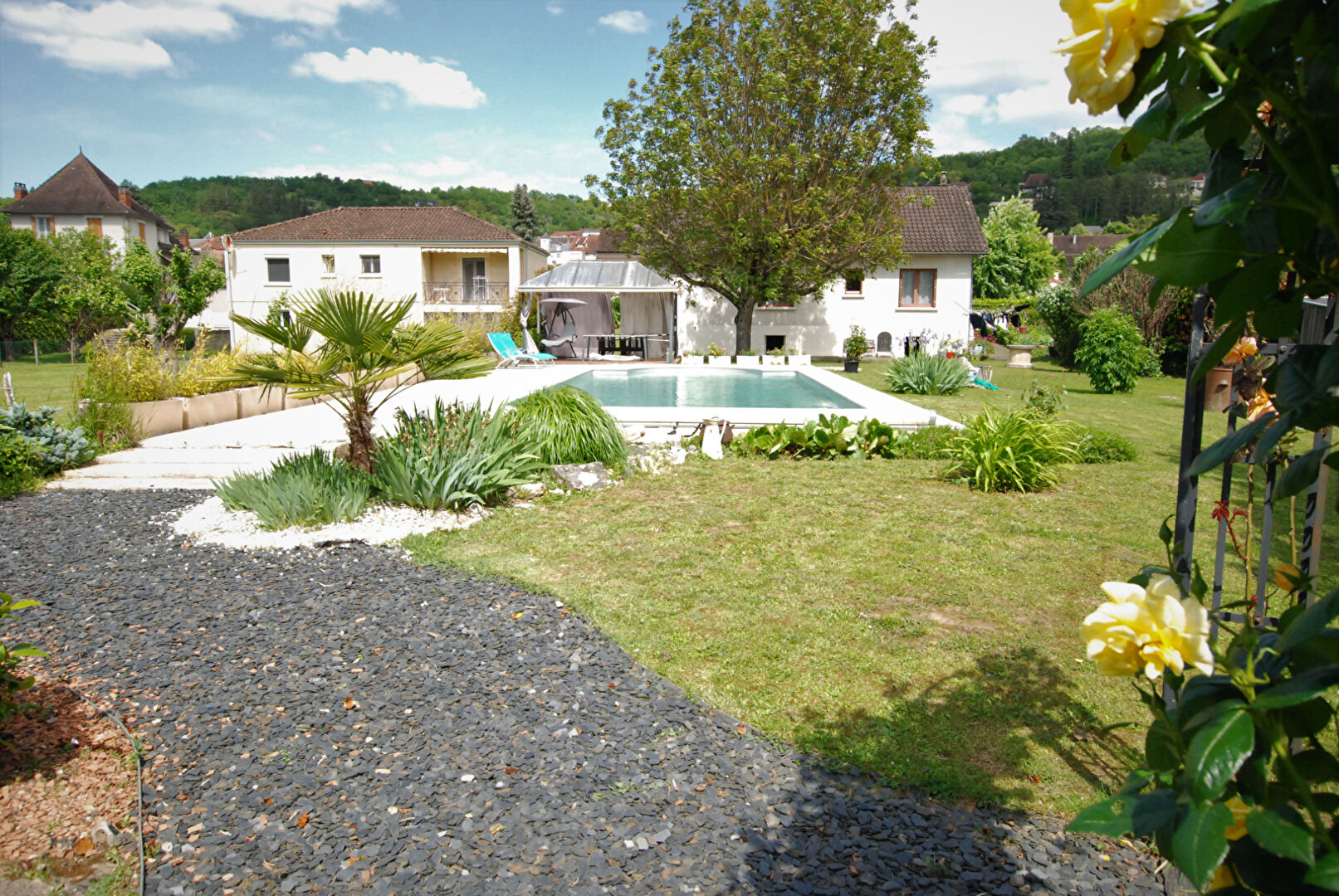 Photo Maison de plain pied avec piscine quartier résidentiel Souillac - 46200 proche rivière Dordogne image 2/6