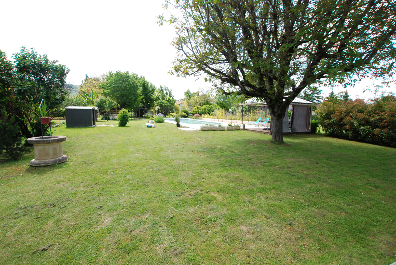 Photo Maison de plain pied avec piscine quartier résidentiel Souillac - 46200 proche rivière Dordogne image 5/6