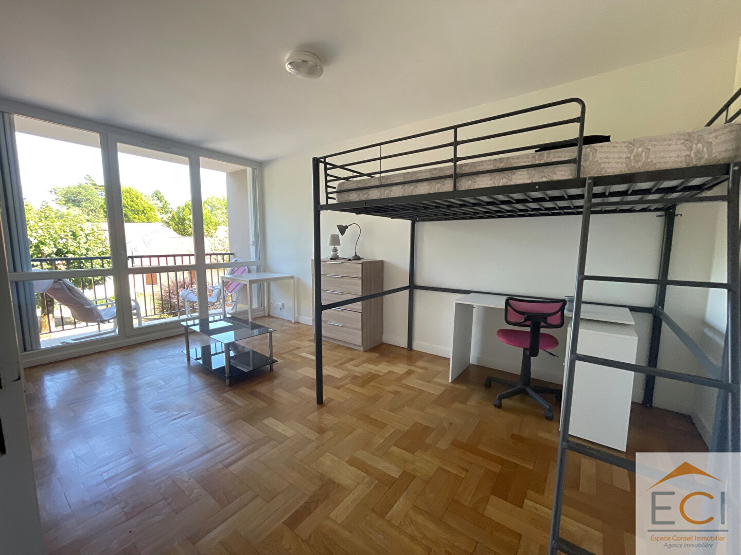 Agence immobilière de 
 ESPACE CONSEIL IMMOBILIER LIMOGES - ESPACE CONSEIL IMMOBILIER 
