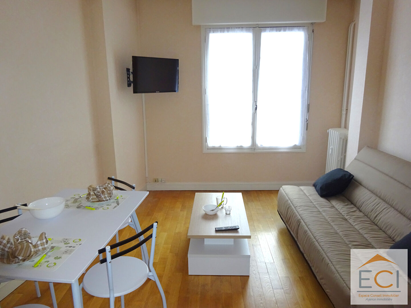 Agence immobilière de 
 ESPACE CONSEIL IMMOBILIER LIMOGES - ESPACE CONSEIL IMMOBILIER 
