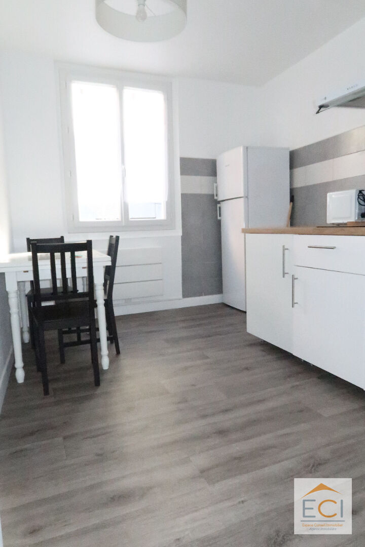 Photo T2 meublé - Rue des Combes image 6/6