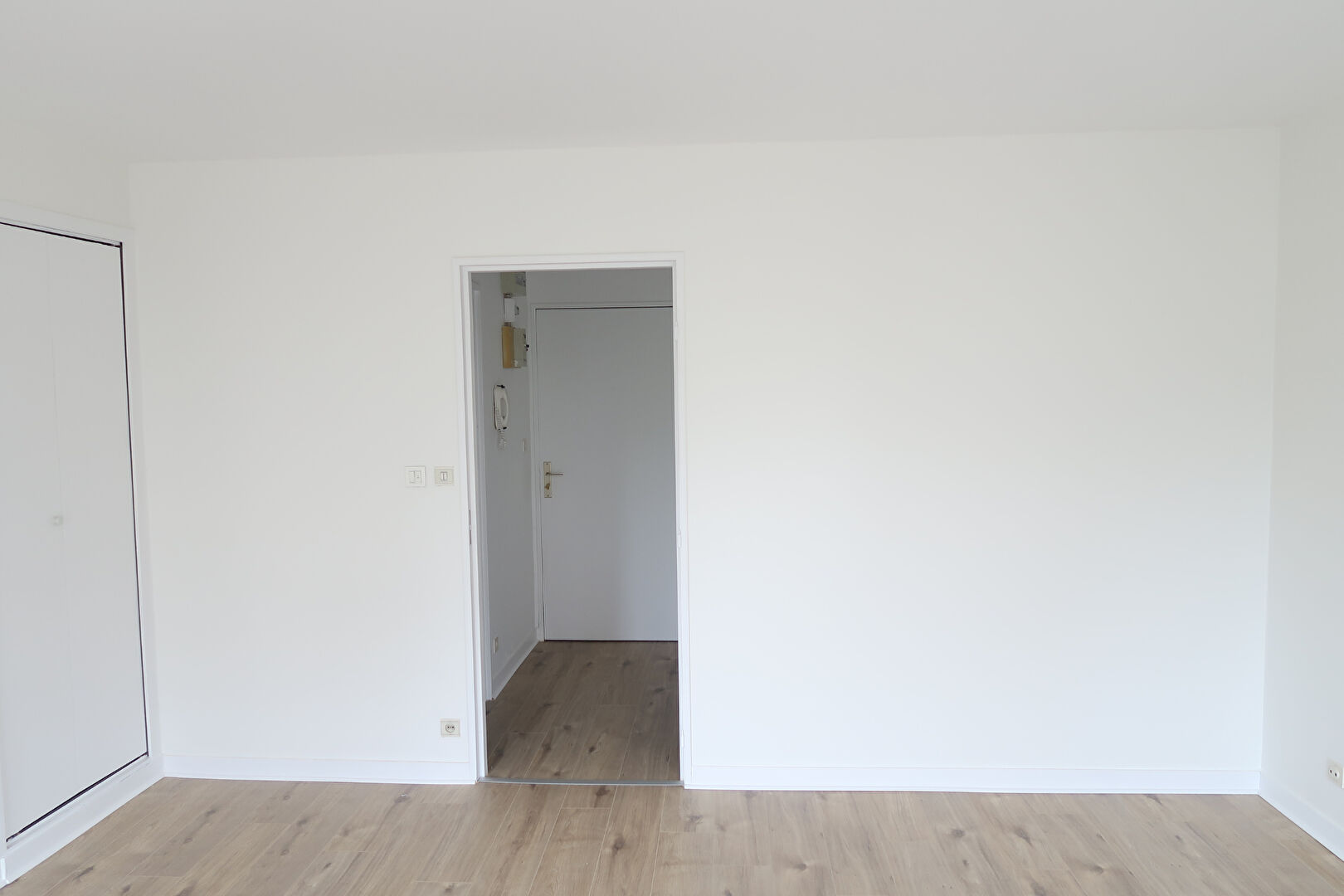 Photo UNIQUEMENT POUR SENIORS image 2/6
