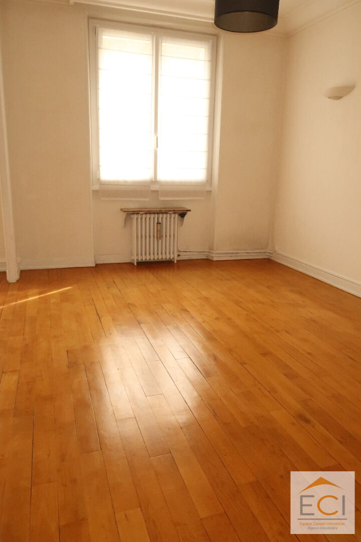 Photo A VENDRE - Appartement T4 Avenue de Turenne image 4/6