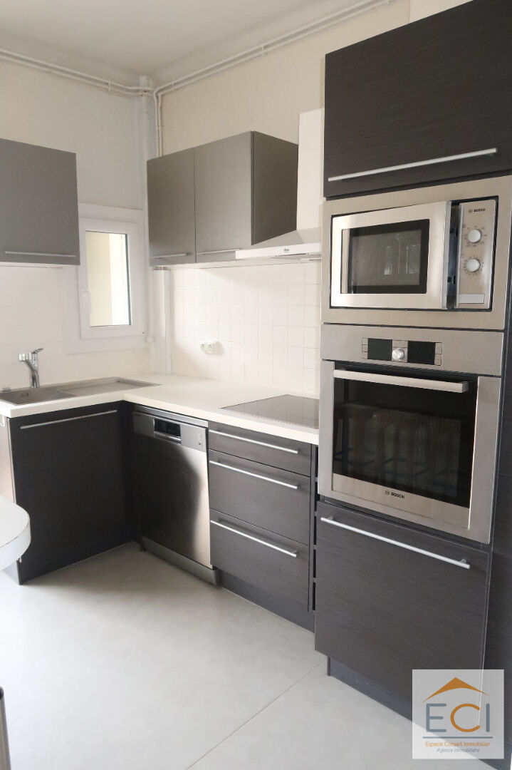 Photo A VENDRE - Appartement T4 Avenue de Turenne image 5/6