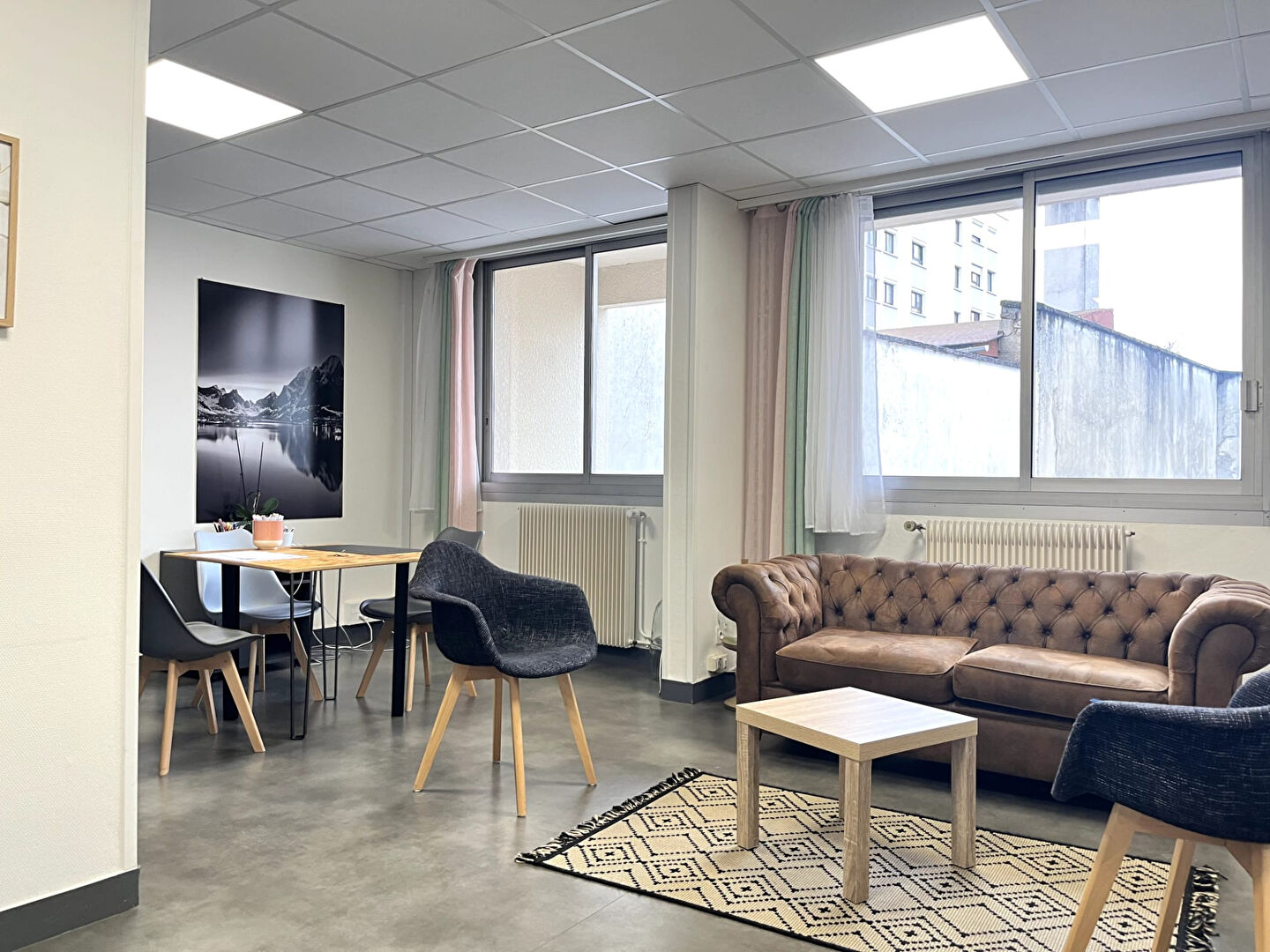 Agence immobilière de 
 ESPACE CONSEIL IMMOBILIER LIMOGES - ESPACE CONSEIL IMMOBILIER 
