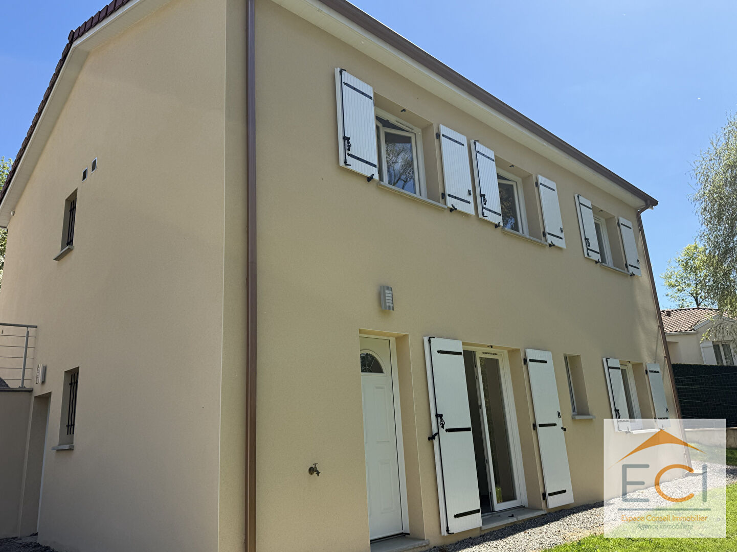 Agence immobilière de 
 ESPACE CONSEIL IMMOBILIER LIMOGES - ESPACE CONSEIL IMMOBILIER 
