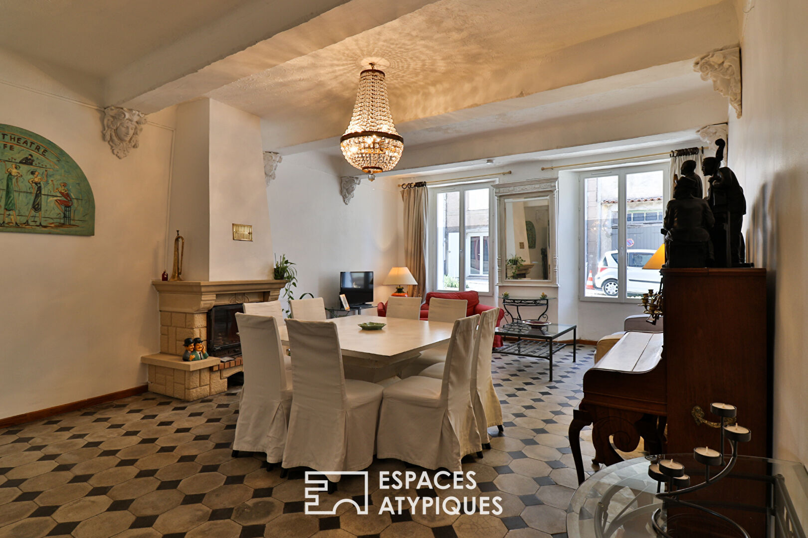 Photo Charmant hôtel particulier du XVIII -ème siècle image 2/6