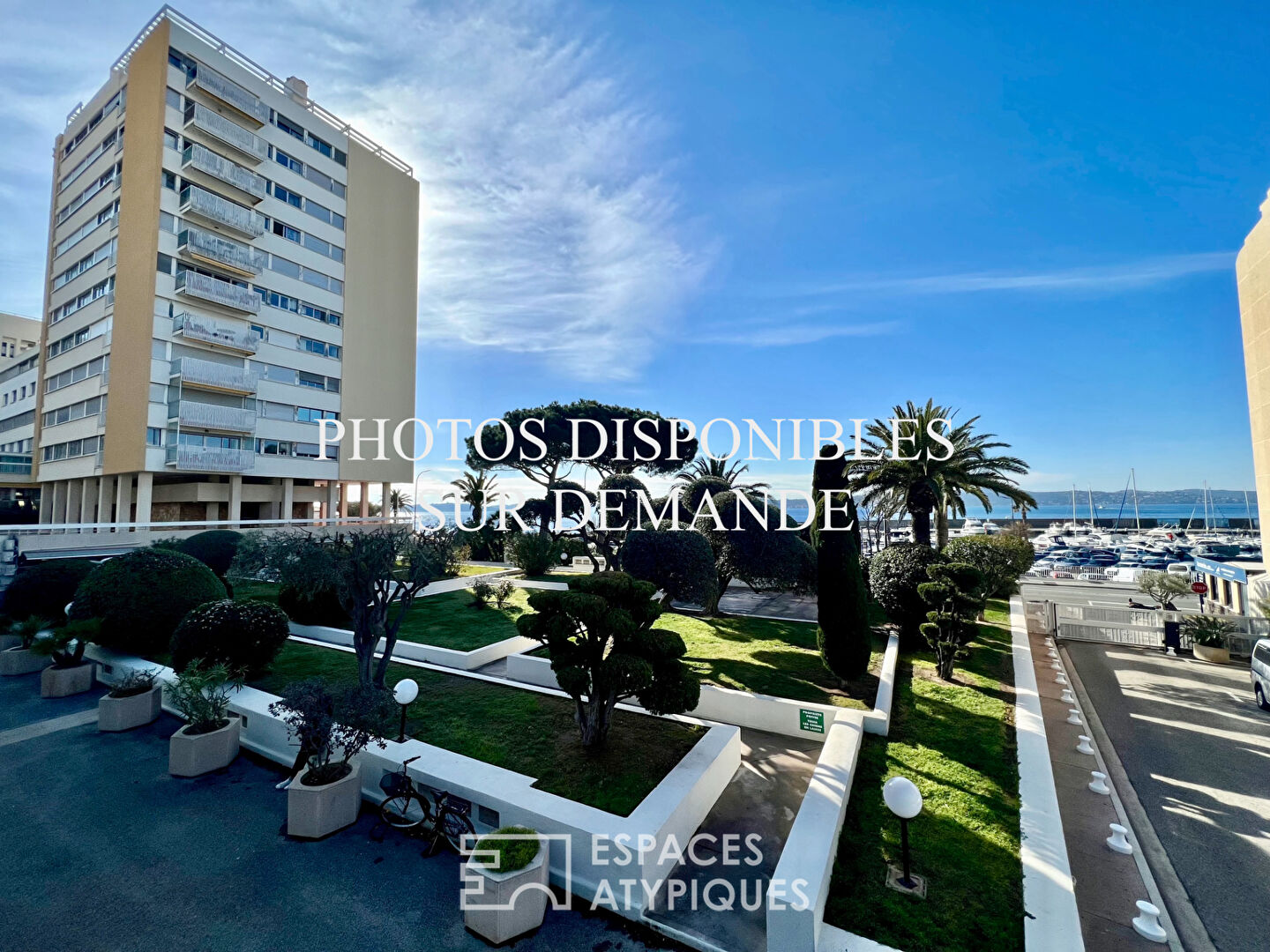 Appartement 3 pièces à rénover, centre-ville de Sainte-Maxime.