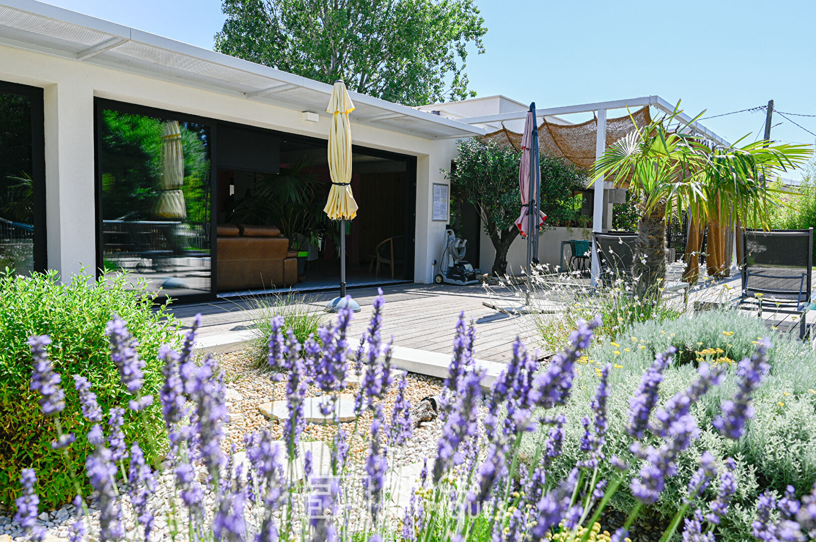 Agence immobilière de ESPACES ATYPIQUES AVIGNON