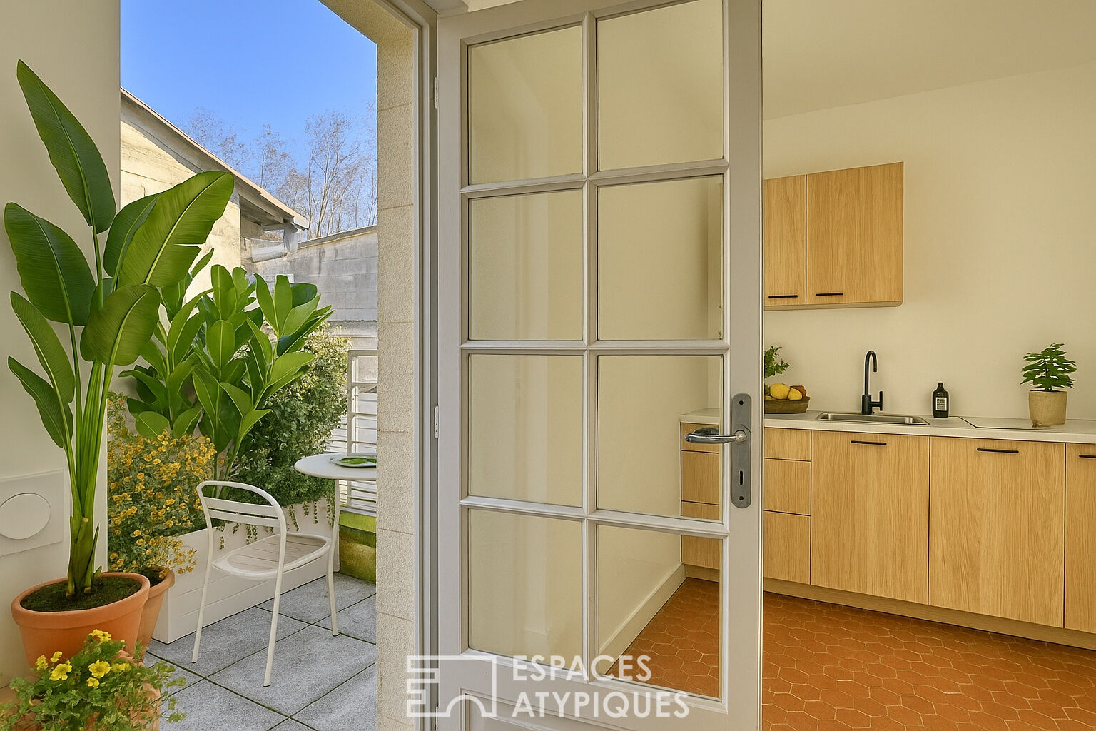 Agence immobilière de ESPACES ATYPIQUES AVIGNON