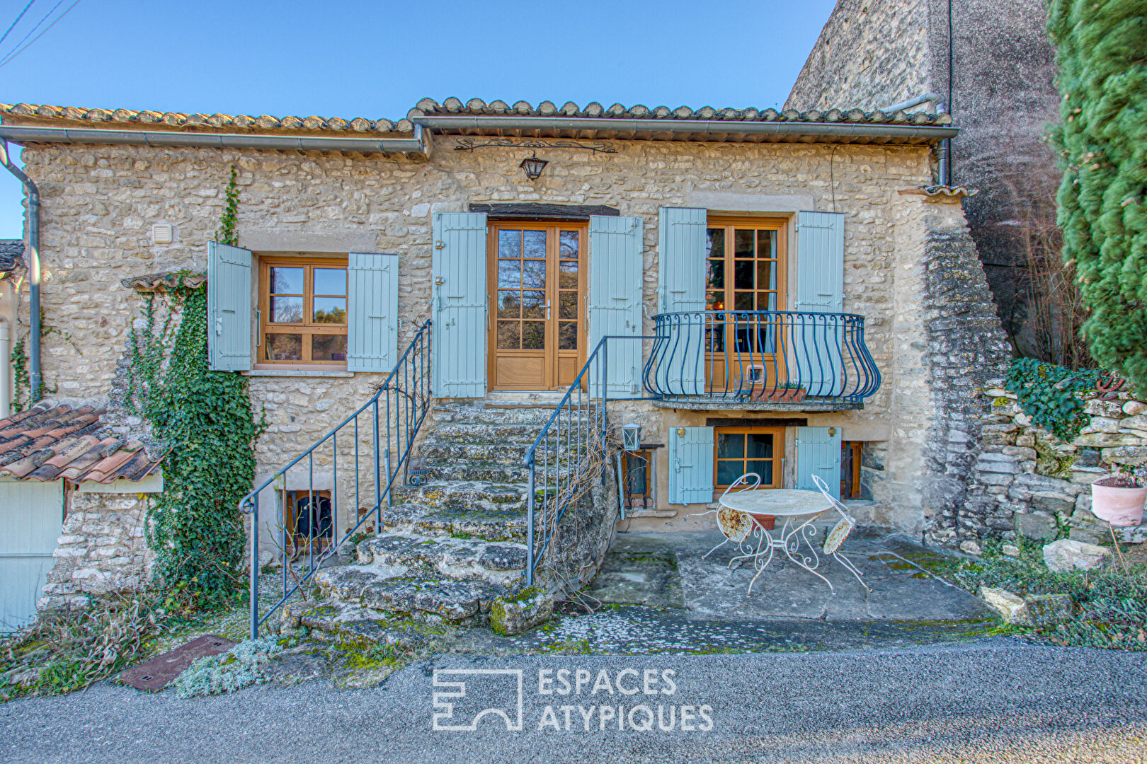 Agence immobilière de ESPACES ATYPIQUES AVIGNON
