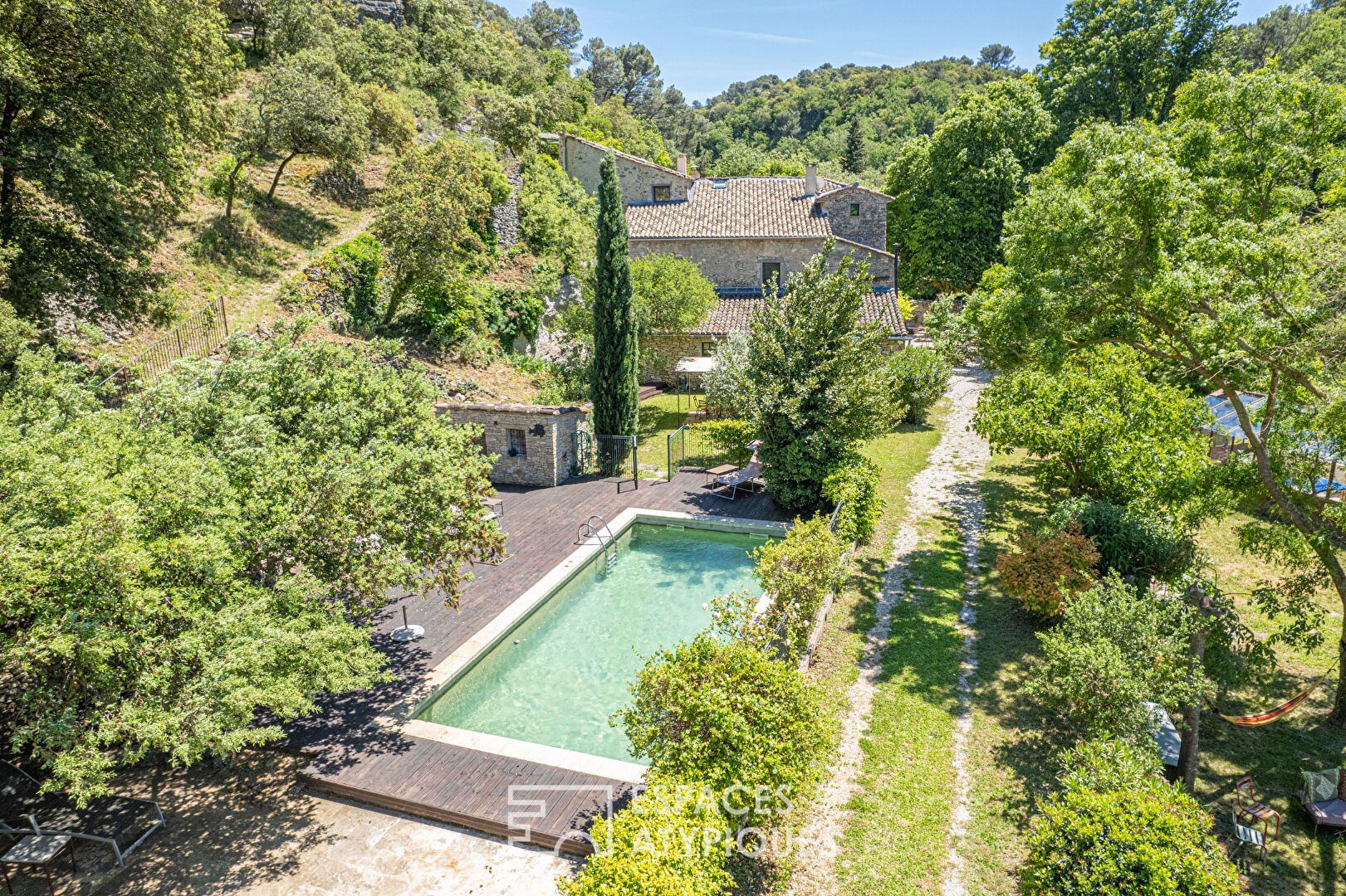 Agence immobilière de ESPACES ATYPIQUES AVIGNON