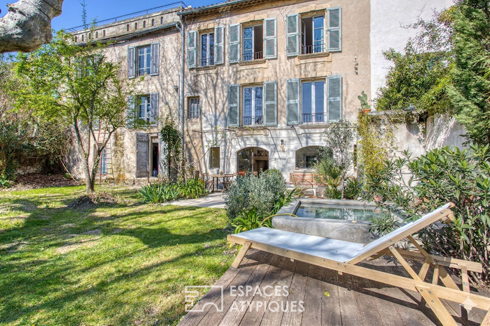Agence immobilière de ESPACES ATYPIQUES AVIGNON