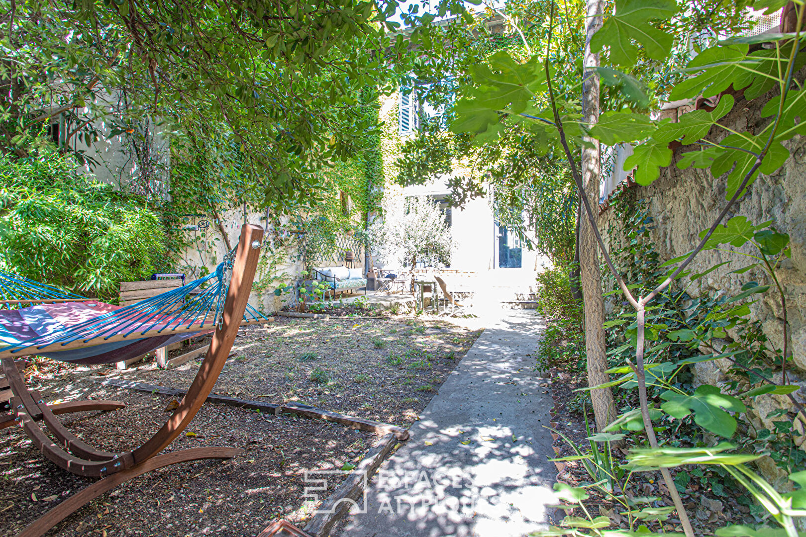 Agence immobilière de ESPACES ATYPIQUES AVIGNON