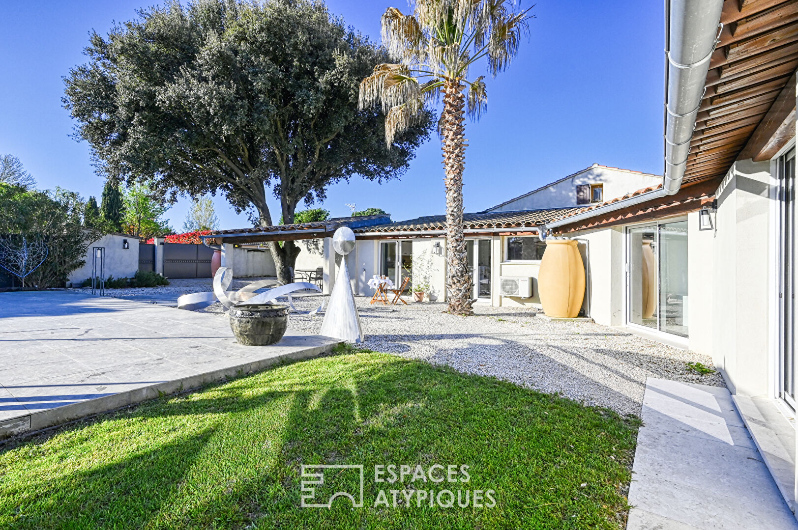 Agence immobilière de ESPACES ATYPIQUES AVIGNON