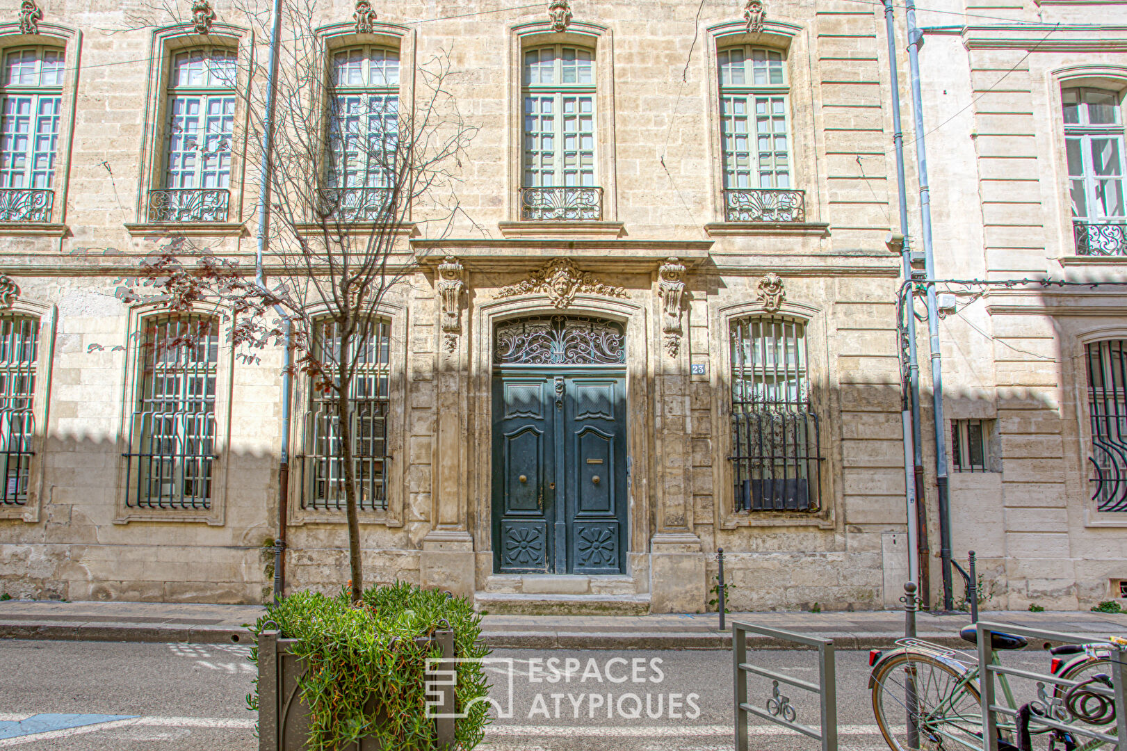 Agence immobilière de ESPACES ATYPIQUES AVIGNON