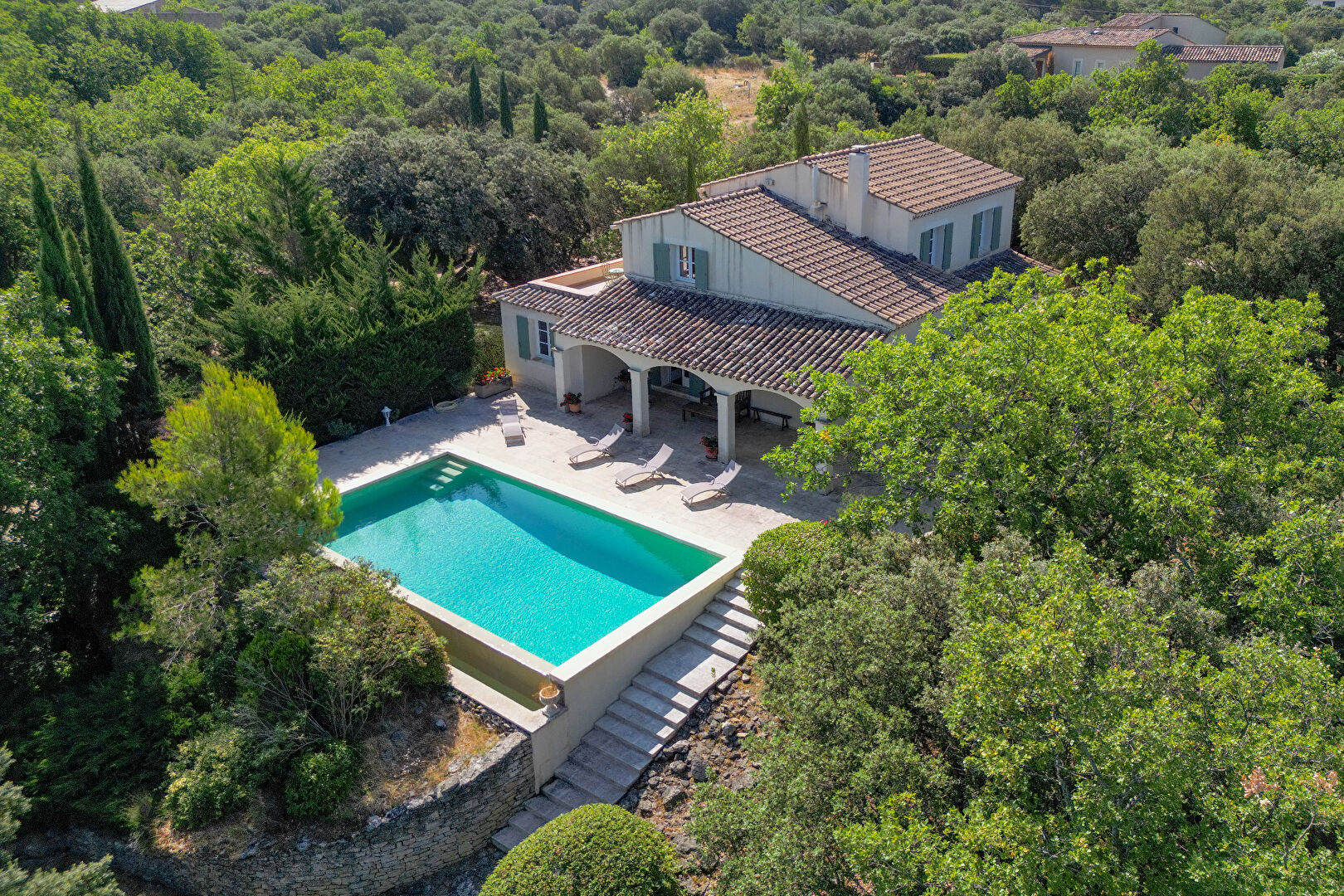 Agence immobilière de ESPACES ATYPIQUES AVIGNON