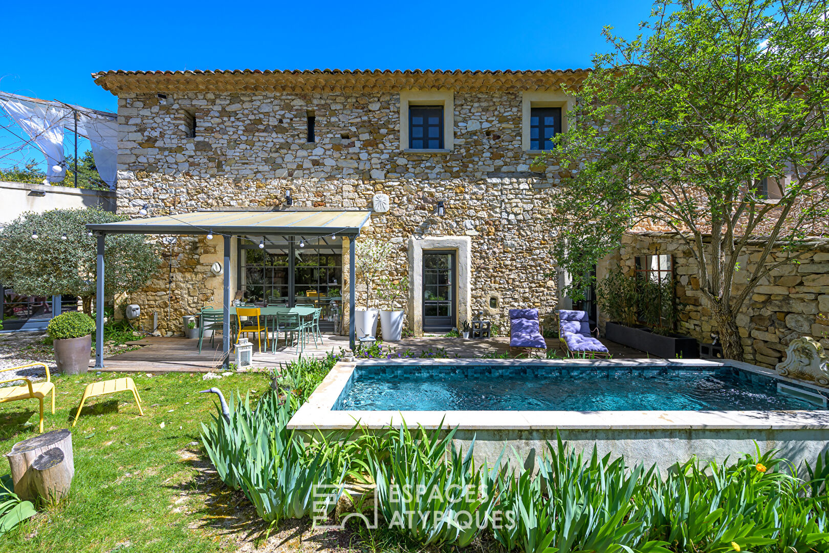 Agence immobilière de ESPACES ATYPIQUES AVIGNON