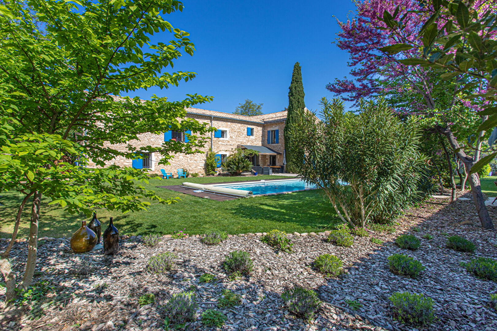 Agence immobilière de ESPACES ATYPIQUES AVIGNON