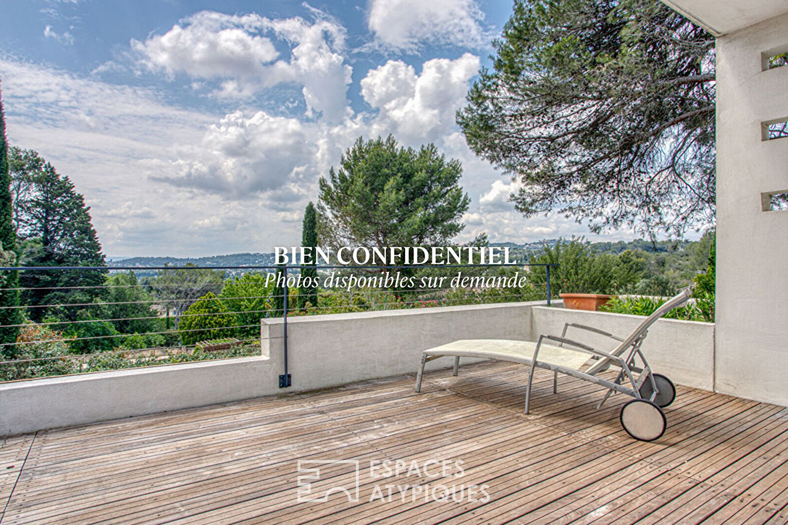 Agence immobilière de ESPACES ATYPIQUES AVIGNON