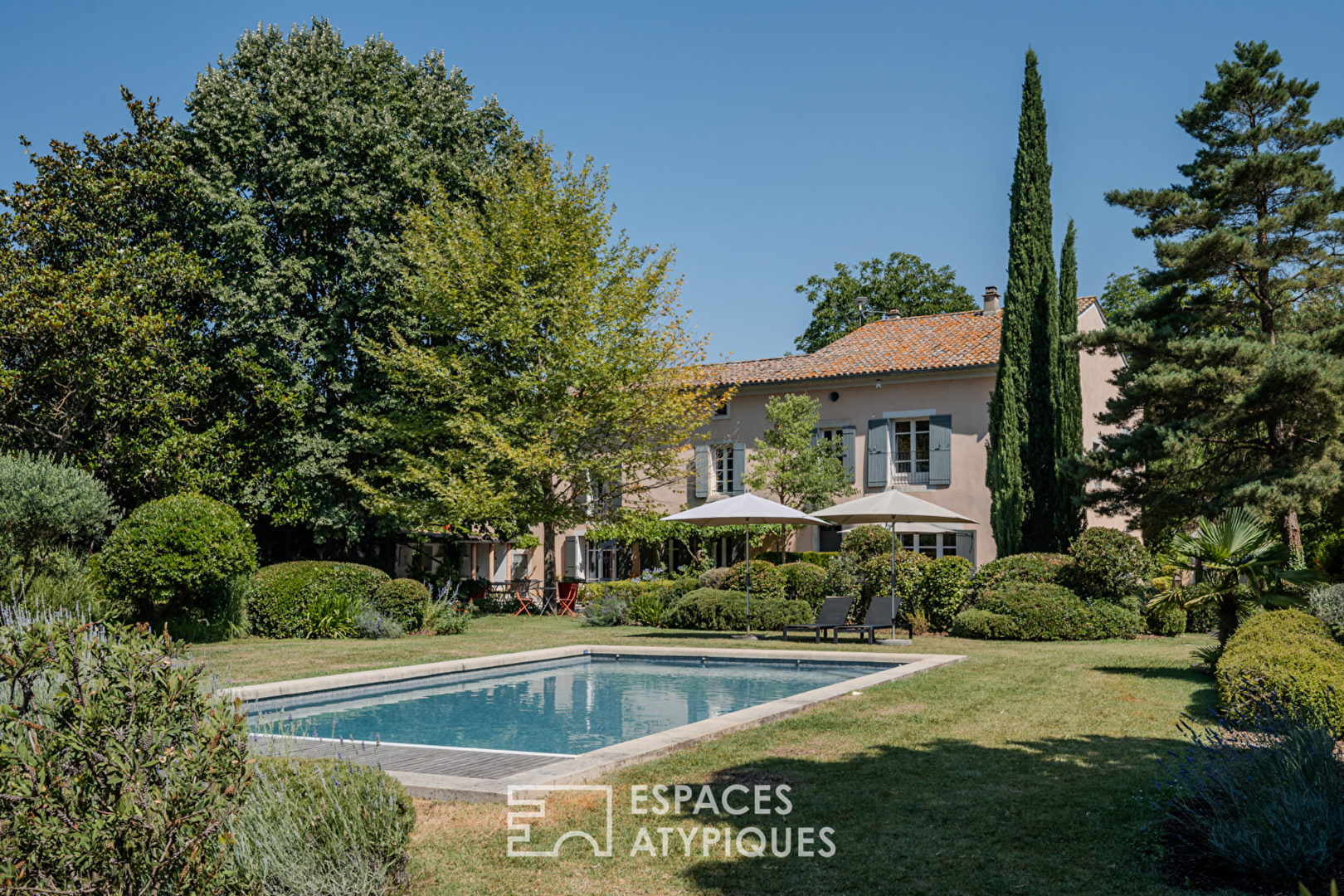 Agence immobilière de ESPACES ATYPIQUES AVIGNON