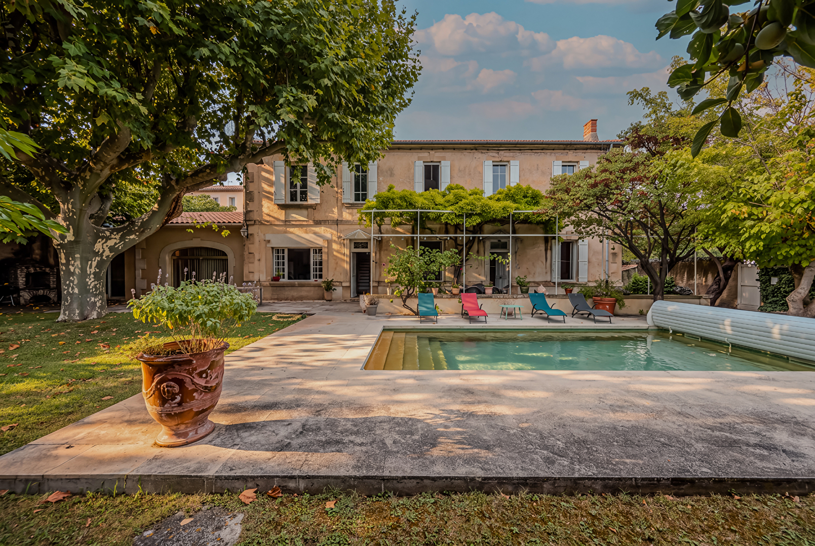 Agence immobilière de ESPACES ATYPIQUES Avignon - Luberon - Ventoux