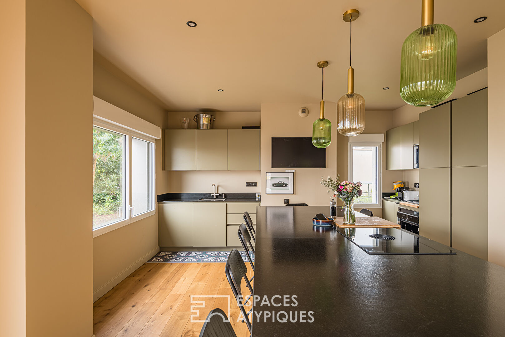 Photo Appartement rénové avec rooftop aux Bassins à Flot image 3/6