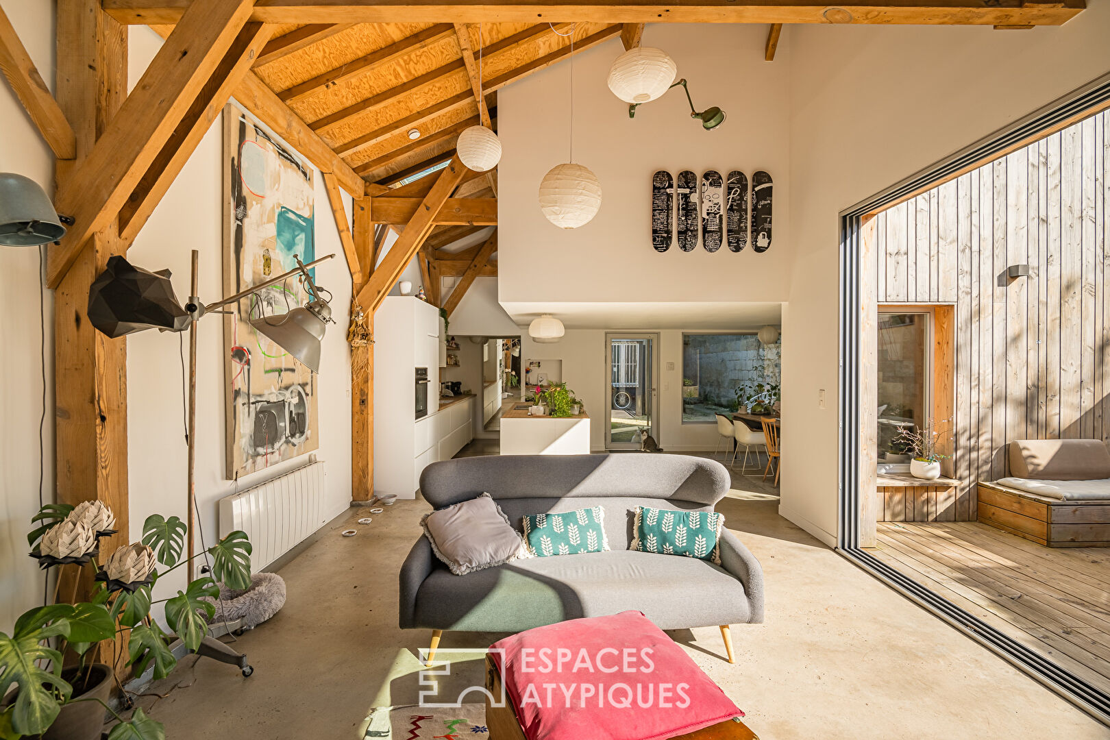 Agence immobilière de ESPACES ATYPIQUES BORDEAUX - ESPACES ATYPIQUES BORDEAUX