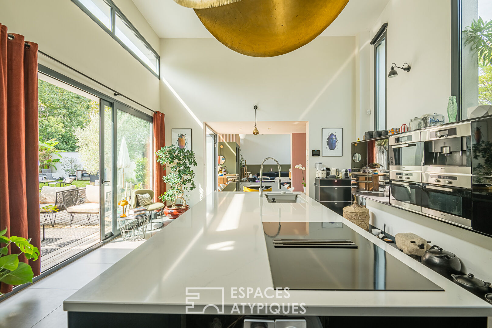 Photo La belle contemporaine avec piscine image 4/6