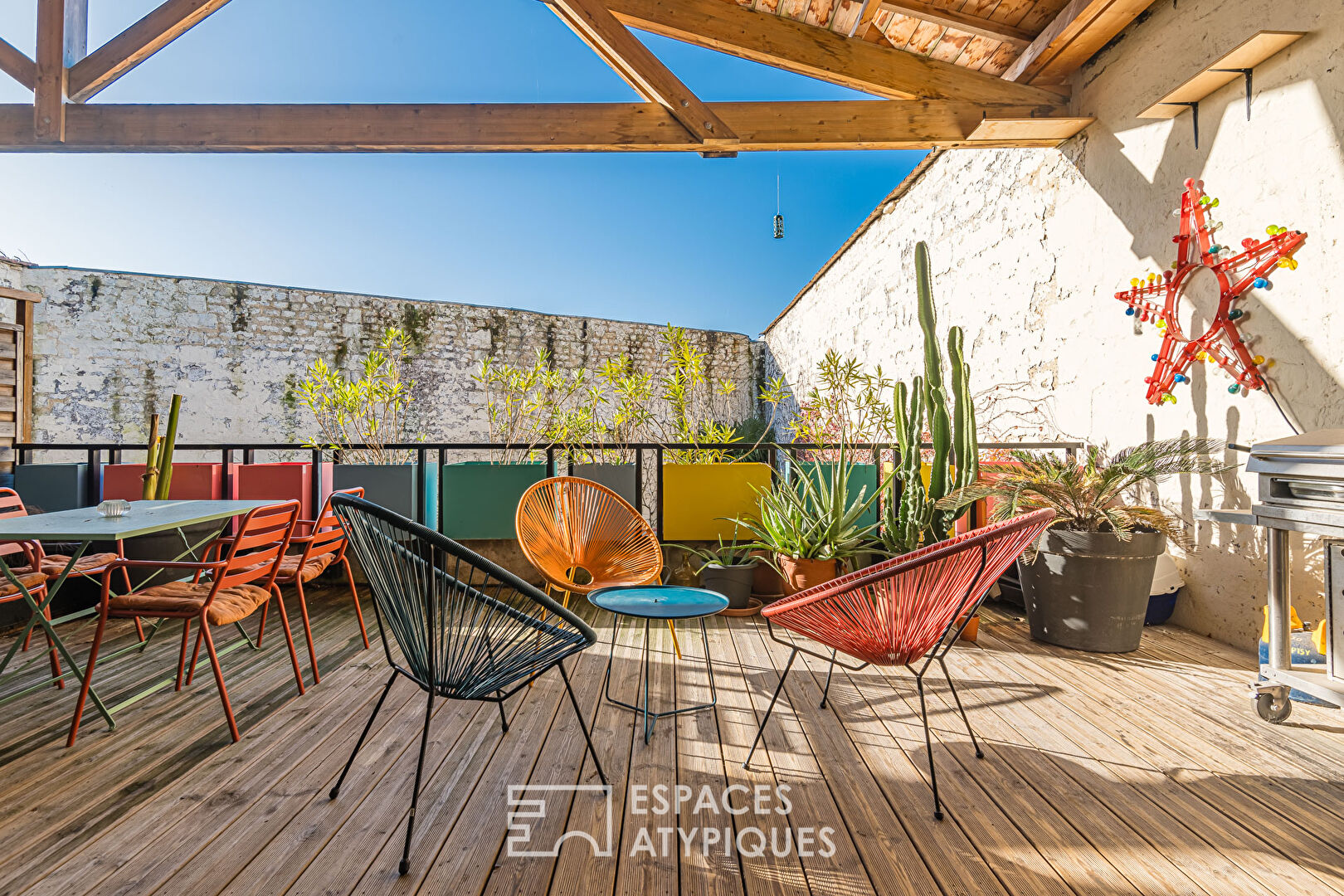Agence immobilière de ESPACES ATYPIQUES BORDEAUX - ESPACES ATYPIQUES BORDEAUX