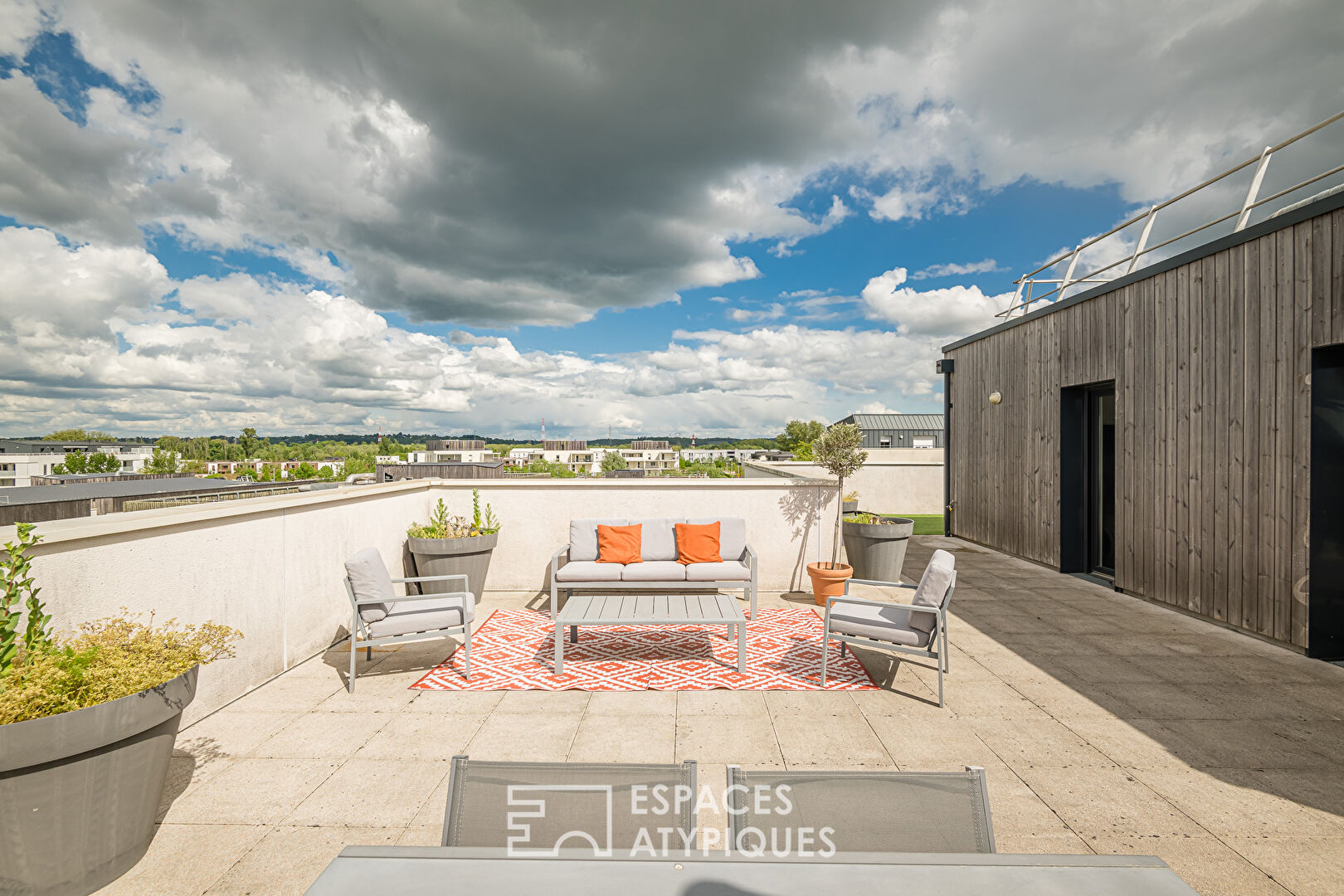 Agence immobilière de ESPACES ATYPIQUES BORDEAUX - ESPACES ATYPIQUES BORDEAUX