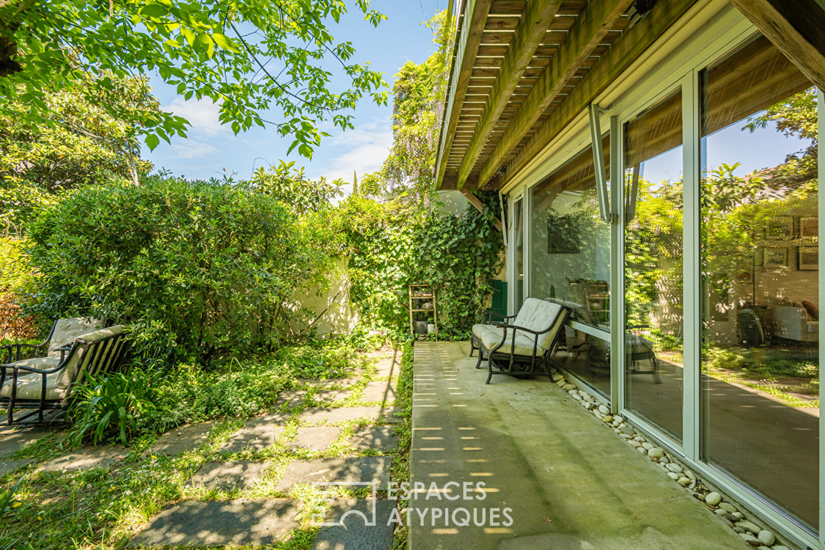 Agence immobilière de ESPACES ATYPIQUES BORDEAUX - ESPACES ATYPIQUES BORDEAUX
