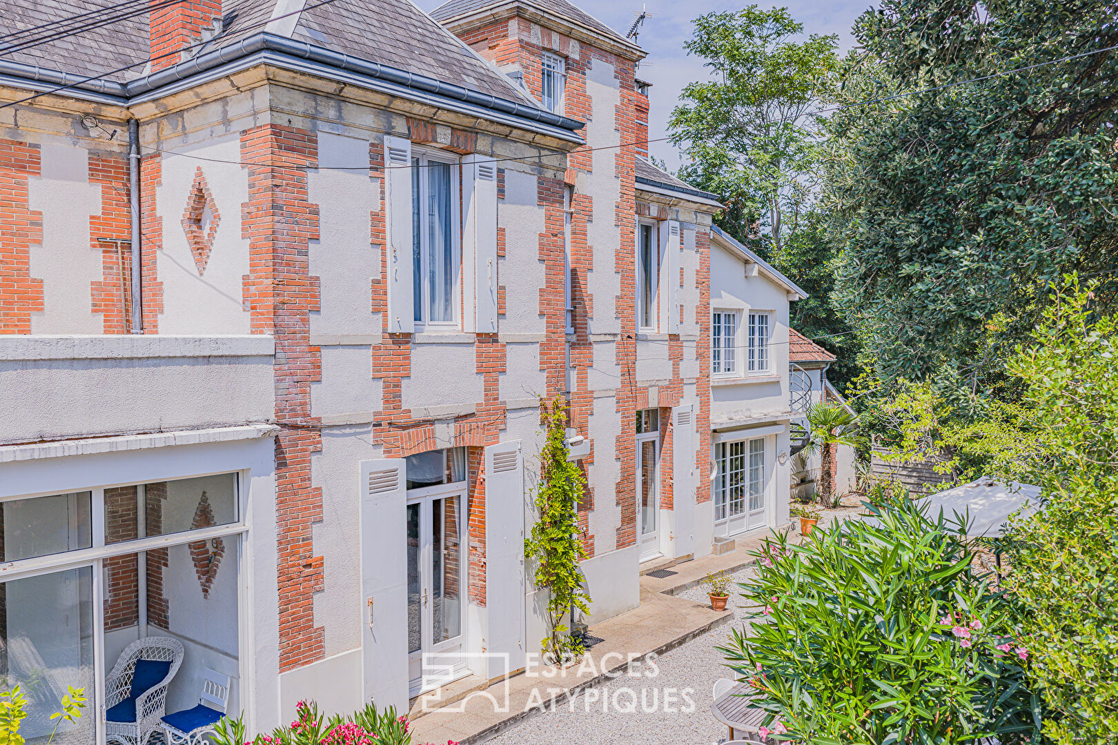 Agence immobilière de ESPACES ATYPIQUES BORDEAUX / ARCACHON - ESPACES ATYPIQUES ARCACHON
