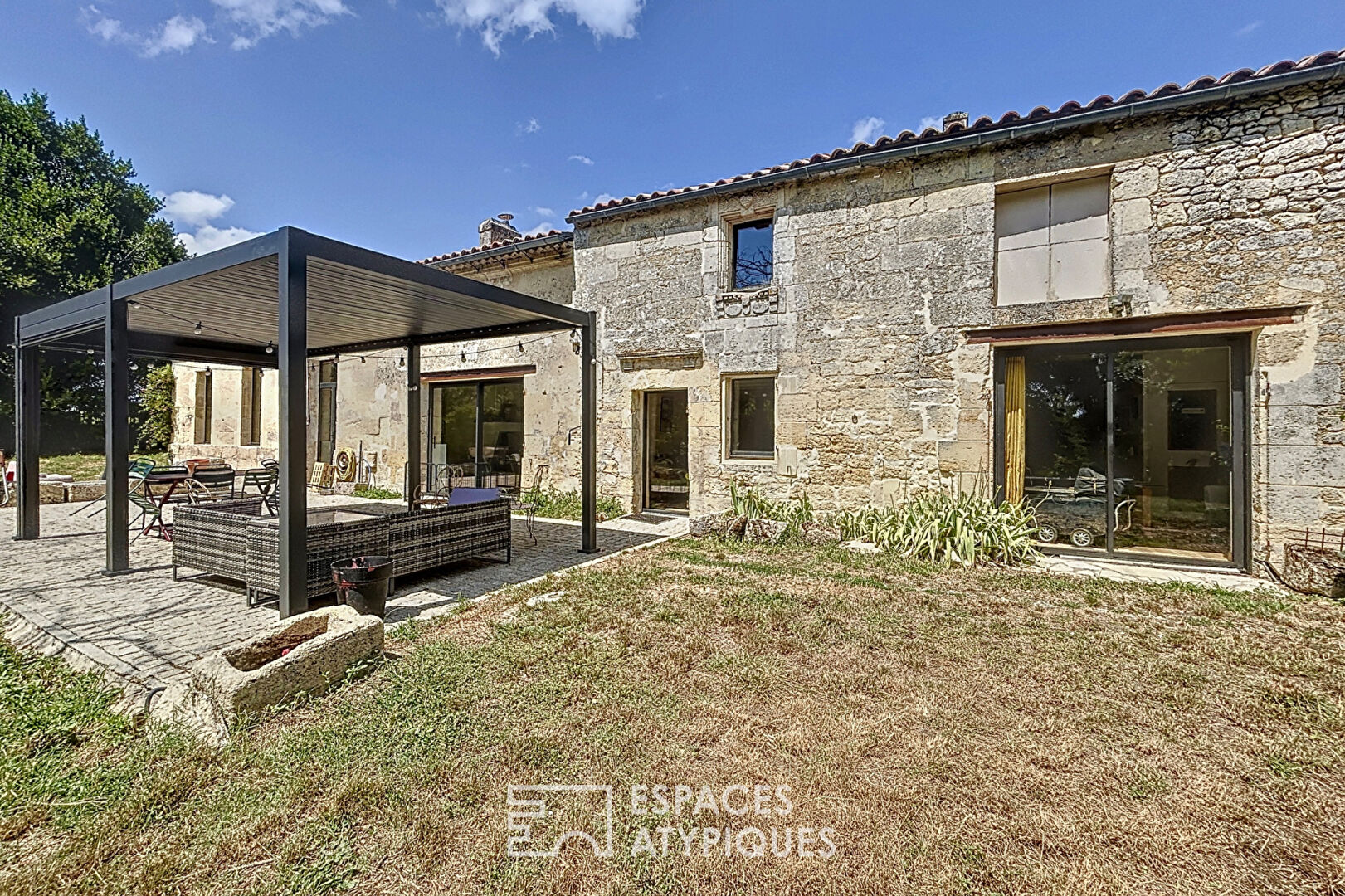 Agence immobilière de ESPACES ATYPIQUES BORDEAUX - ESPACES ATYPIQUES BORDEAUX