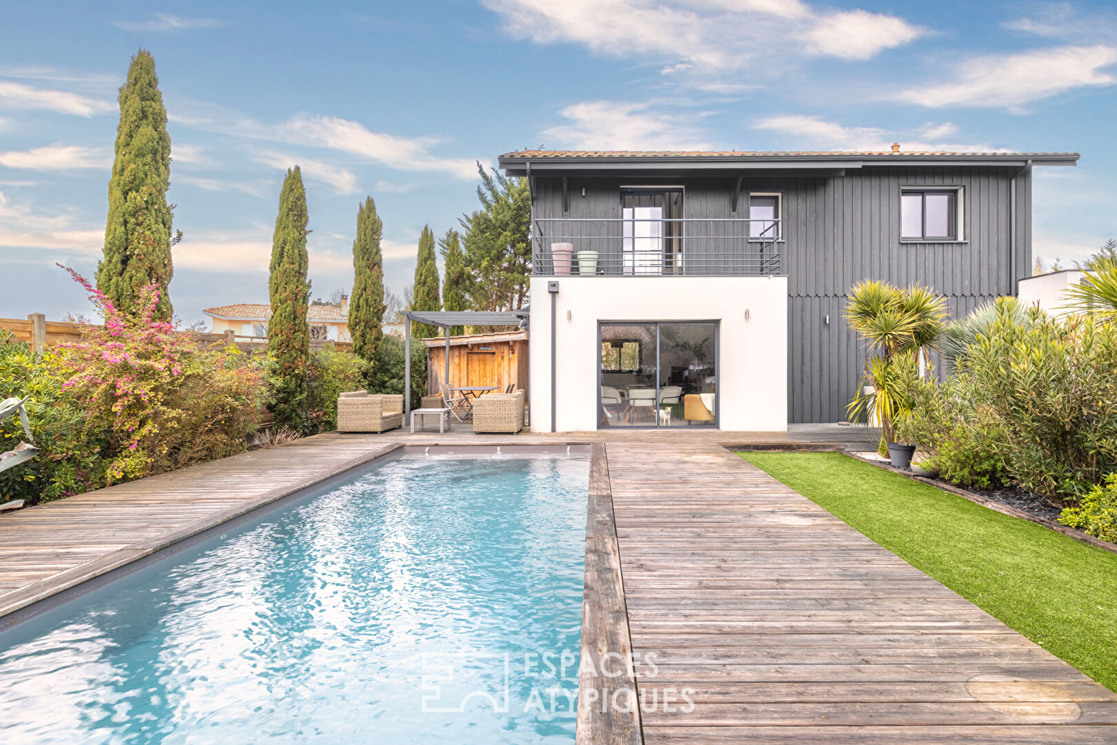 Agence immobilière de ESPACES ATYPIQUES BORDEAUX / ARCACHON - ESPACES ATYPIQUES ARCACHON