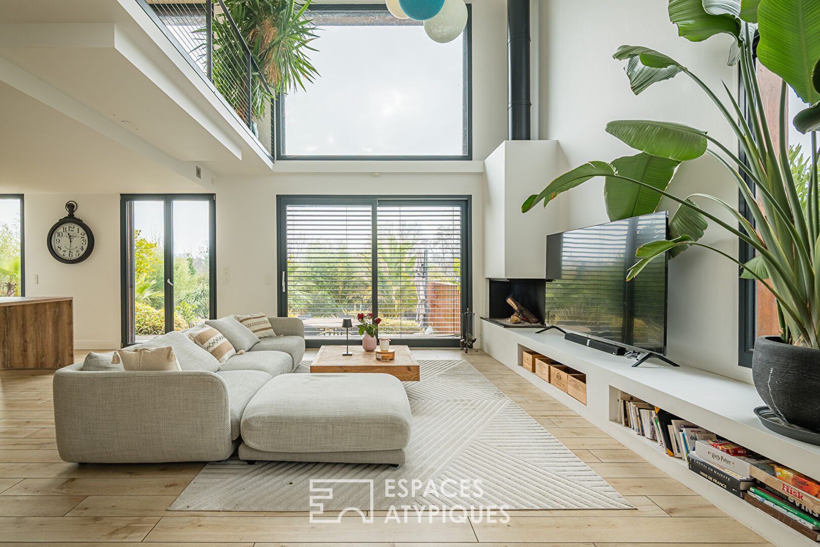 Agence immobilière de ESPACES ATYPIQUES BORDEAUX - ESPACES ATYPIQUES BORDEAUX