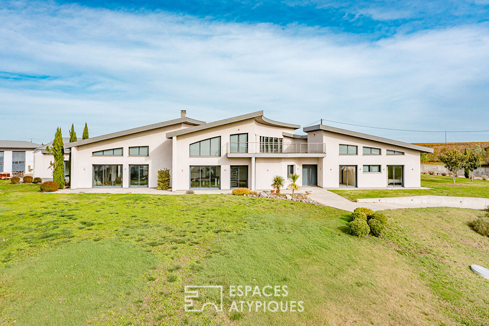 Agence immobilière de ESPACES ATYPIQUES BORDEAUX - ESPACES ATYPIQUES BORDEAUX